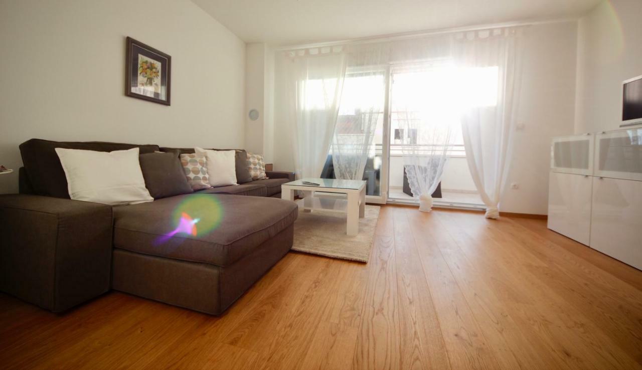 Villa More ماكارسكا المظهر الخارجي الصورة