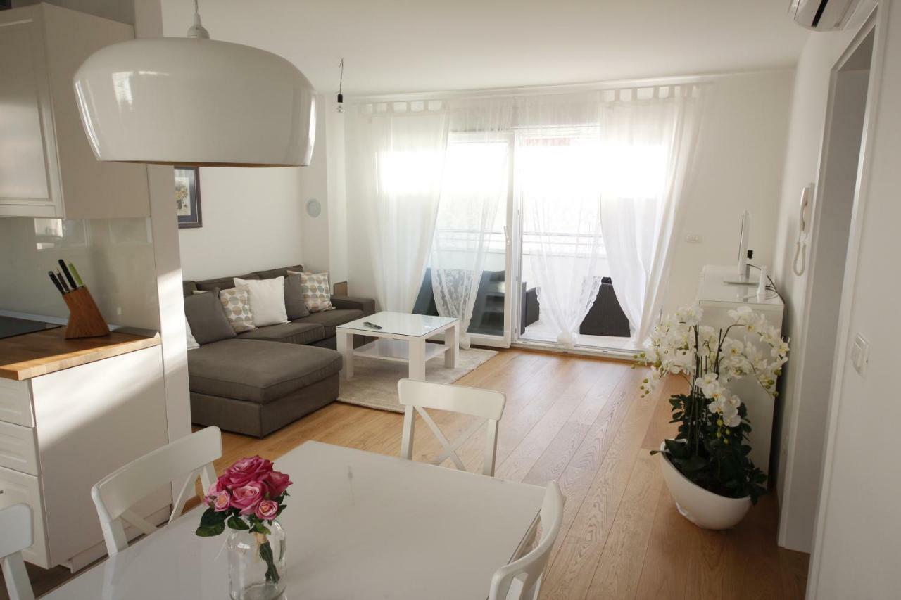 Villa More ماكارسكا المظهر الخارجي الصورة