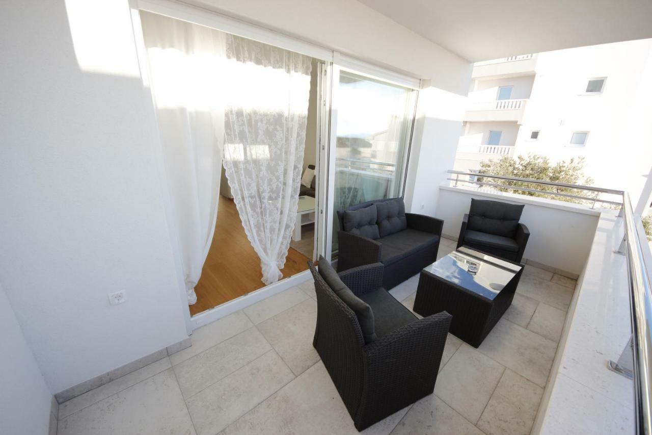 Villa More ماكارسكا المظهر الخارجي الصورة